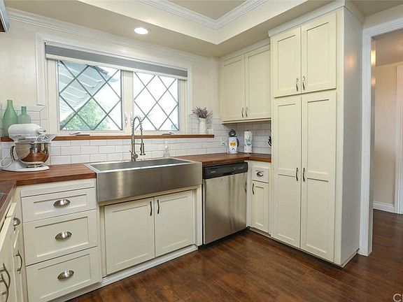 4th image of 10846 Chadsey Dr