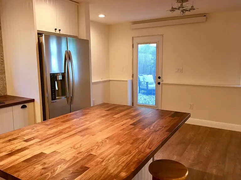 Gourmet Kitchen/Living Area