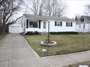 1372 Lamont Ave NW, Grand Rapids, MI 49504