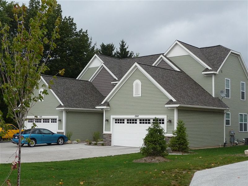 Exterior 6958-6960