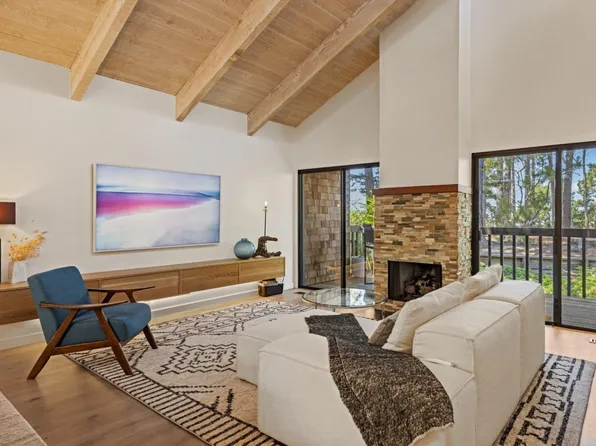 18 Mountain Shadows Ln, Monterey, CA 93940
