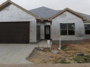 902 Chaparral St, Midland, TX 79706