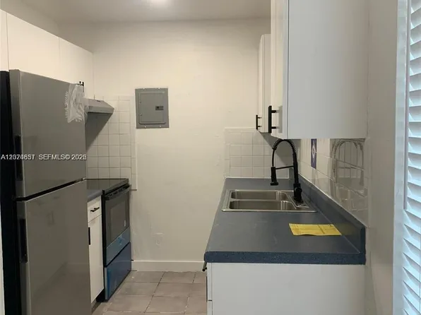 8295 NE Miami Ct, Miami, FL