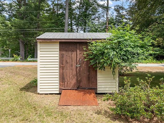 4th image of 273 Melendy Road