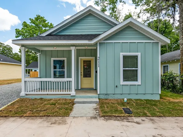 211 SE 9th St, Gainesville, FL 32601