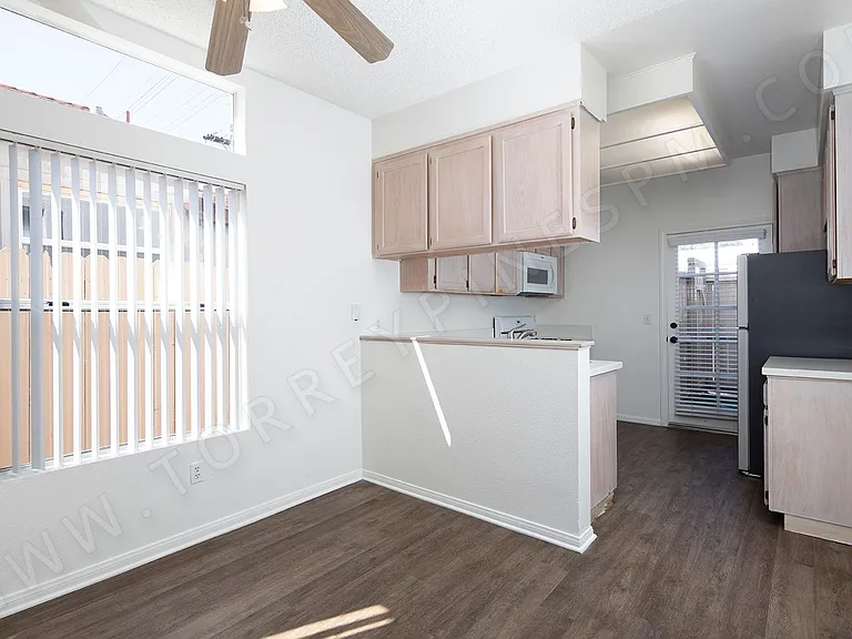 1420 Hornblend St — Photo 5