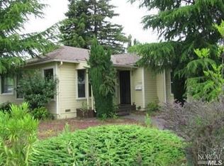 1103 Vallejo St, Santa Rosa, CA 95404