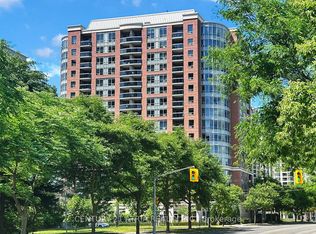 8 McKee Ave #802, Toronto, ON M2N7E5