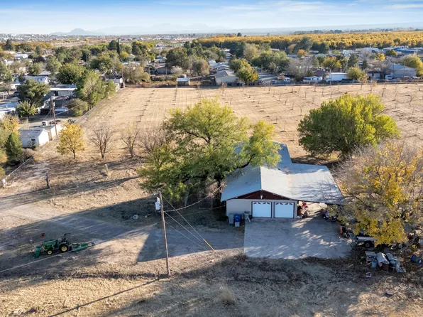 299 Tranquility Rd, Canutillo, TX 79835