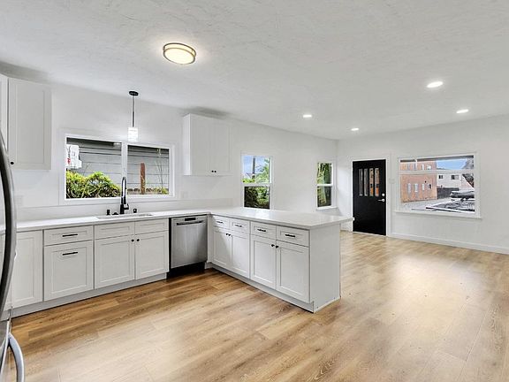 2nd image of 584 W 12th St