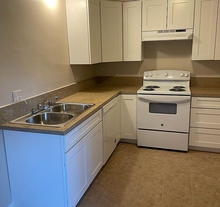 1st image of 152 E La Verne Ave #6