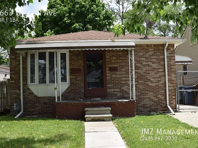 1663 Wilson Ave — Photo 1