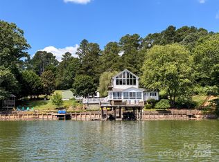 6652 Valwood Rd, Conover, NC 28613