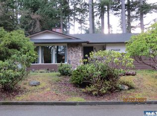 2106 W 8th St, Port Angeles, WA