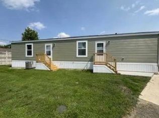 328 W 53rd St TRAILER 11, Anderson, IN 46013