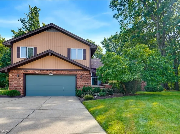 24912 Pleasant Trl, Richmond Heights, OH 44143