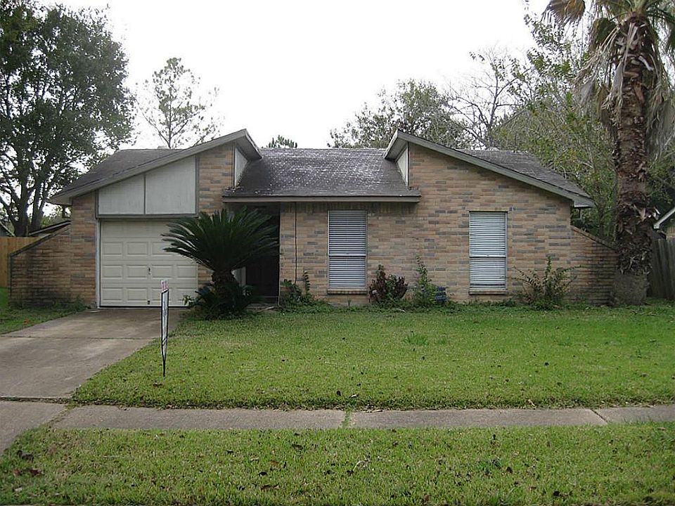 1st image of 17102 Blue Mist Dr
