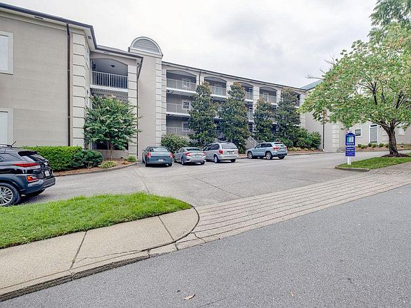 2nd image of 408 Rose Hall