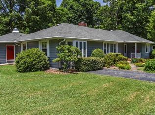3098 Wesley Way, Hendersonville, NC 28792