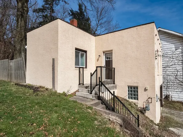 232 New Castle St, Slippery Rock, PA 16057