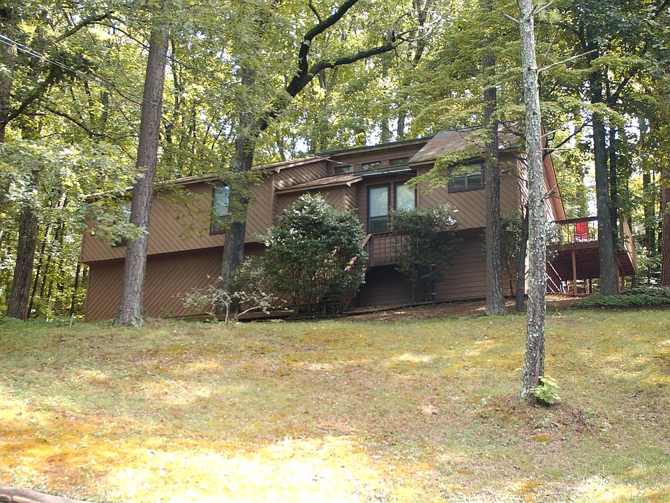 1st image of 324 E Claiborne Ct