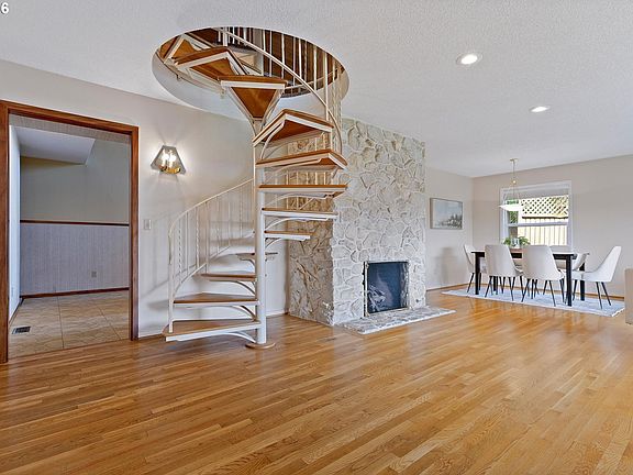5th image of 14665 NW Ridgetop Ct