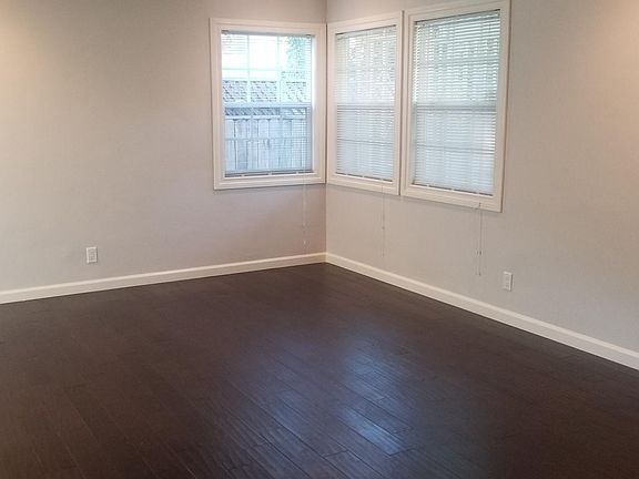 4th image of 11680 Chandler Blvd
