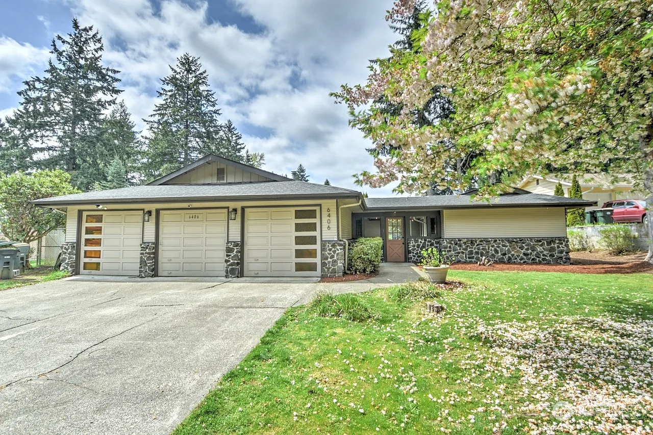 6406 Sierra Drive SE photo 1