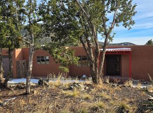 6 Ute Ln, Santa Fe, NM 87505