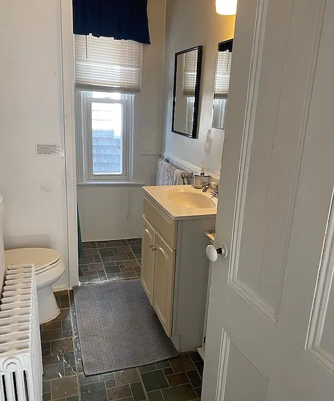 616 Thames St #2 — Photo 12