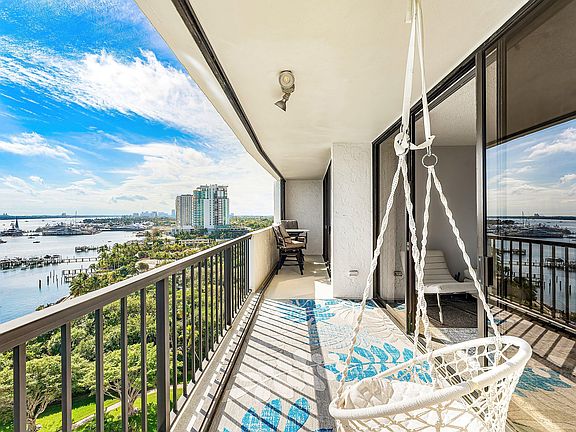 2nd image of 5200 N Flagler Drive #1502
