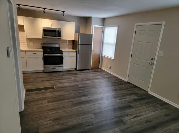 3419 Locust St, Kansas City, MO 64109