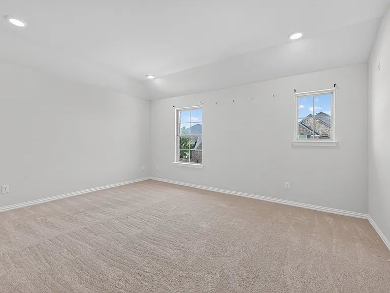 2017 Miramar Dr — Photo 9