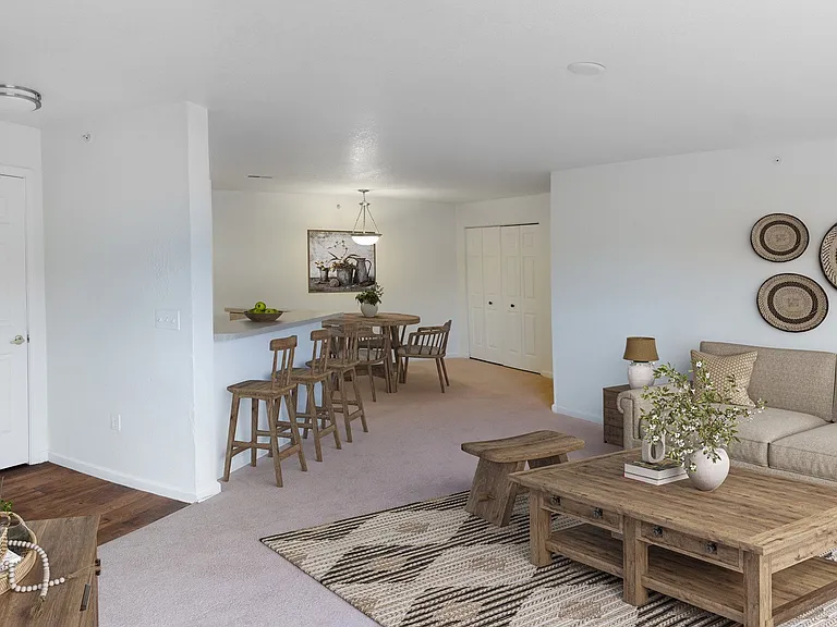 Cortland Estates — Photo 10