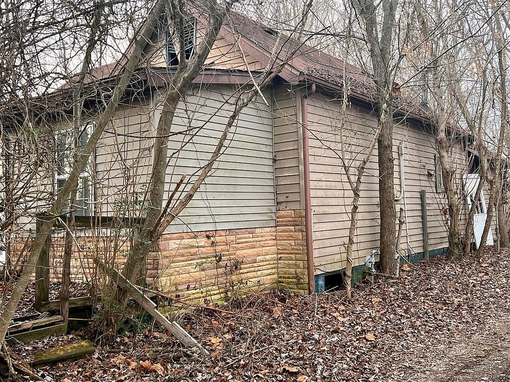 115 New Arnold St, Earlington, KY 42410 Zillow