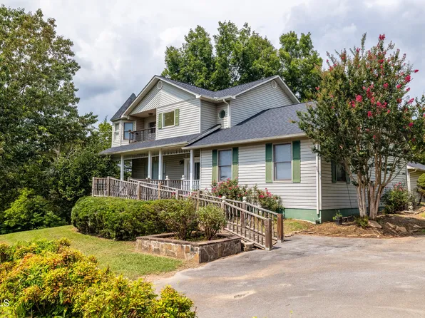 1174 S Fork Dr, Sevierville, TN 37862