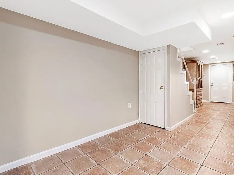 4703 Georgia Ave NW #B — Photo 11