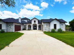 128 Gloria Blvd, Smithville, TX 78957