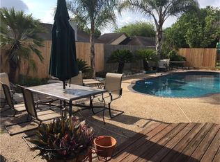 5502 Cunningham Dr, Pearland, TX 77581