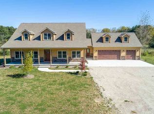 3592 N Meridian Rd, Sanford, MI 48657
