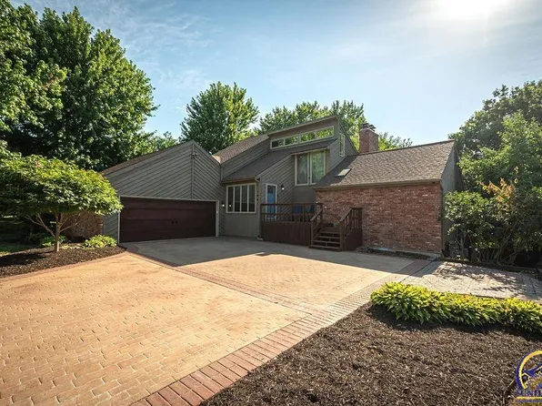 3845 SW Worwick Town Rd, Topeka, KS 66610