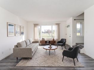 11363 22nd Ave NW, Edmonton, AB T6J4V8