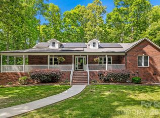 10545 Mount Holly Huntersville Rd, Huntersville, NC 28078