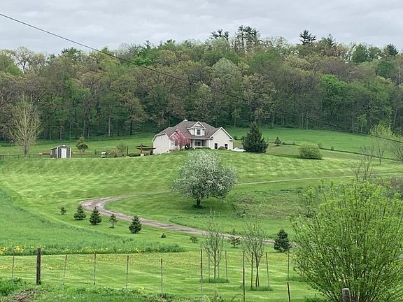3rd image of 26912 Section Hollow Ln