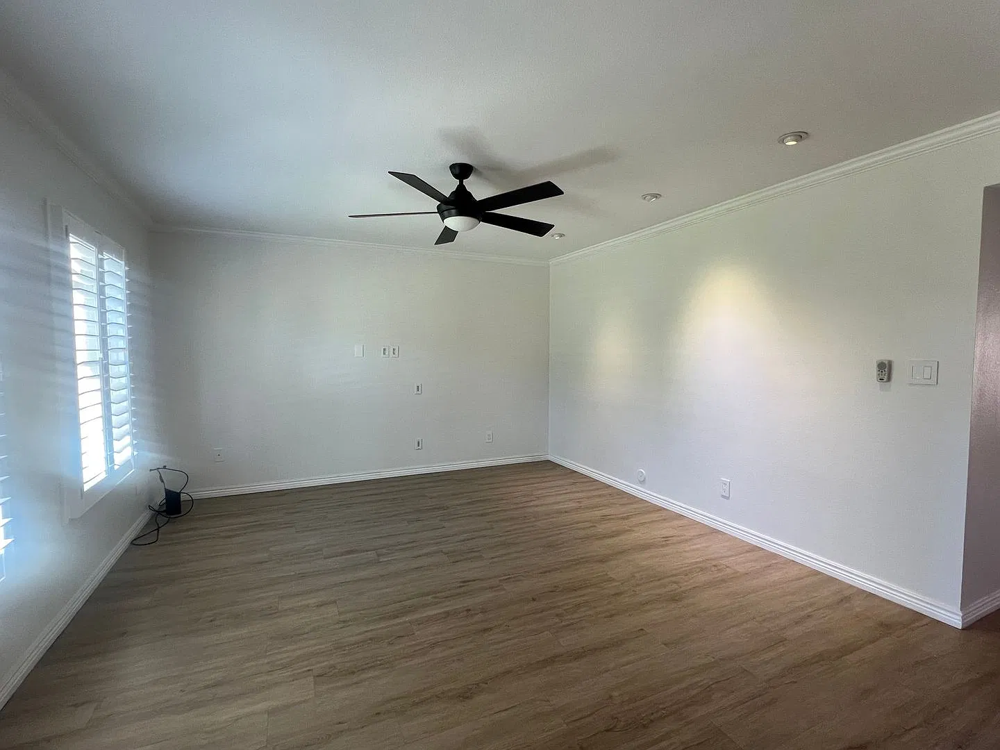 Gorgeous townhome just steps from Chaparral Lake & Chaparral Park~ Location location location! — Photo 3