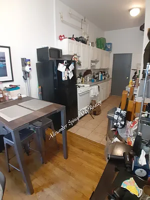 Rented by Vanderborgh Realty  | media 9