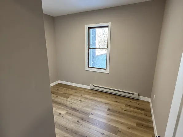 365 State St, Eden Valley, MN 55329