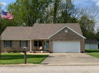 8660 Rainier Rd, Seymour, IN 47274