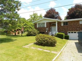 1113 Rosedale Dr, Greensburg, PA