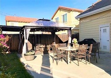 4th image of 1721 Cherry Blossom Ln